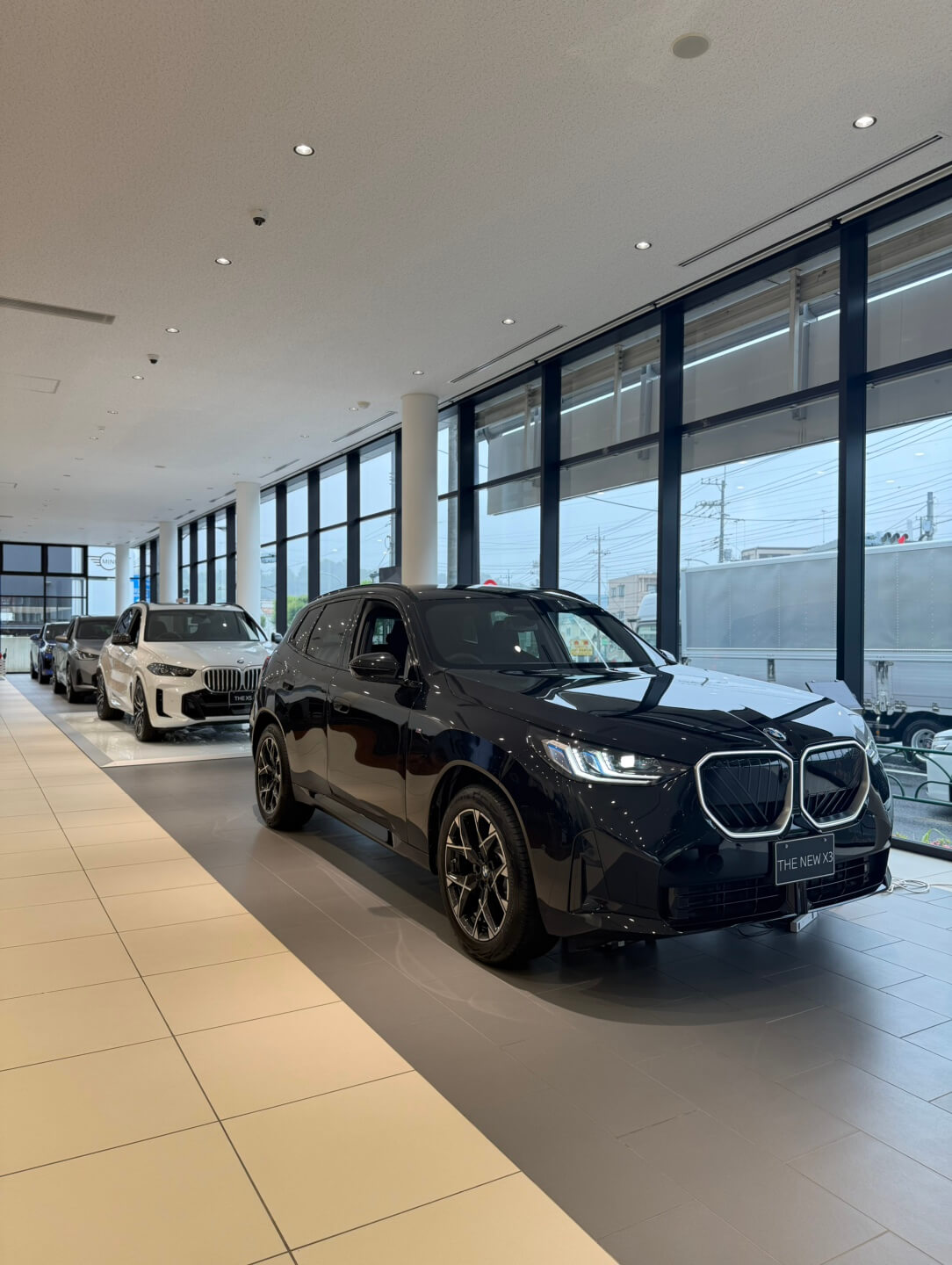BMW東名横浜店舗画像4
