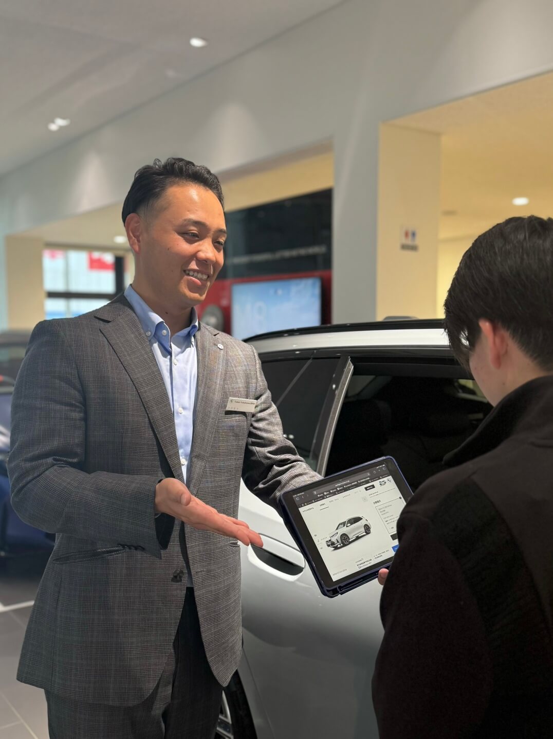 BMW東名横浜店舗画像6