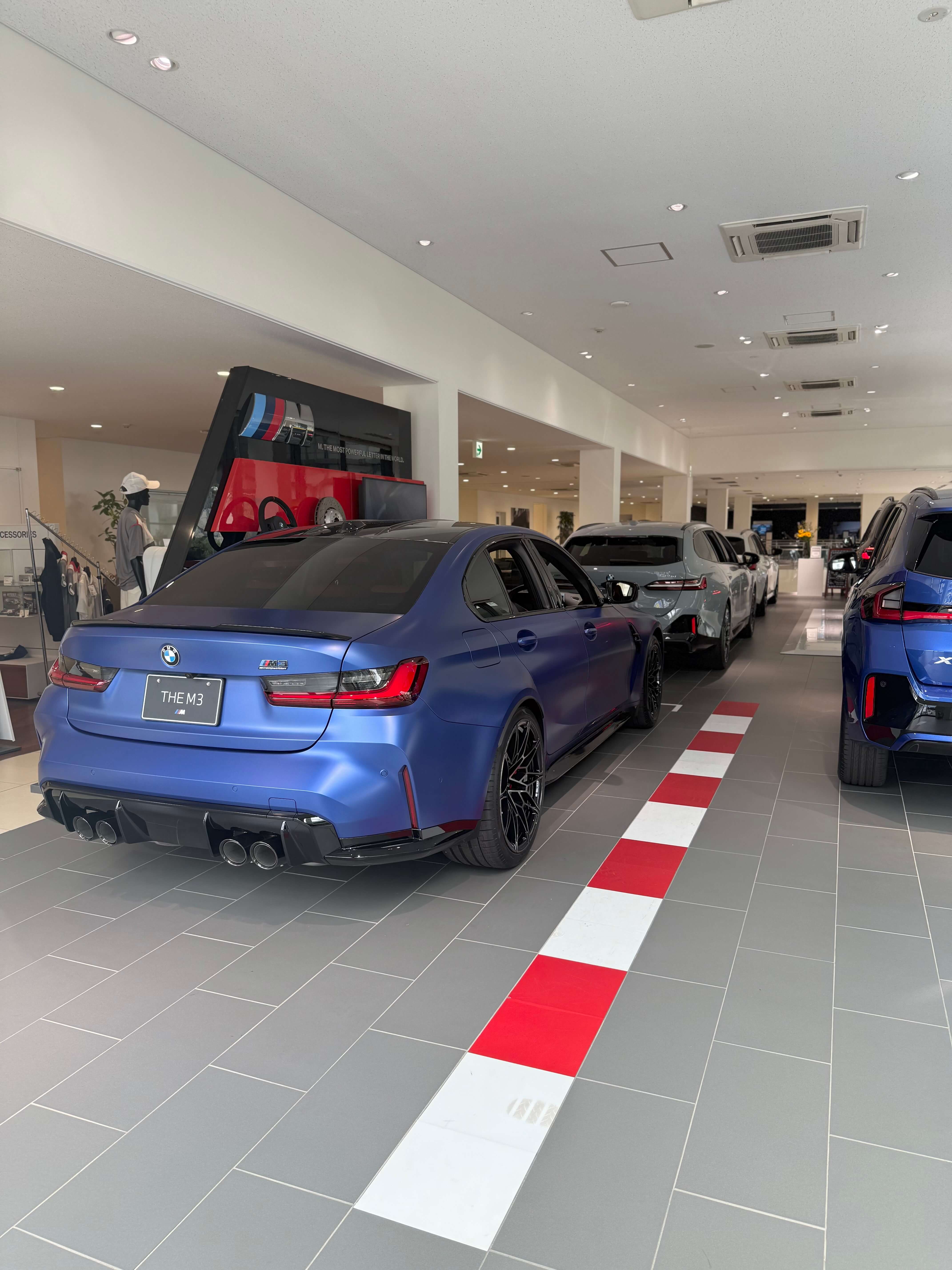 BMW東名横浜店舗画像14