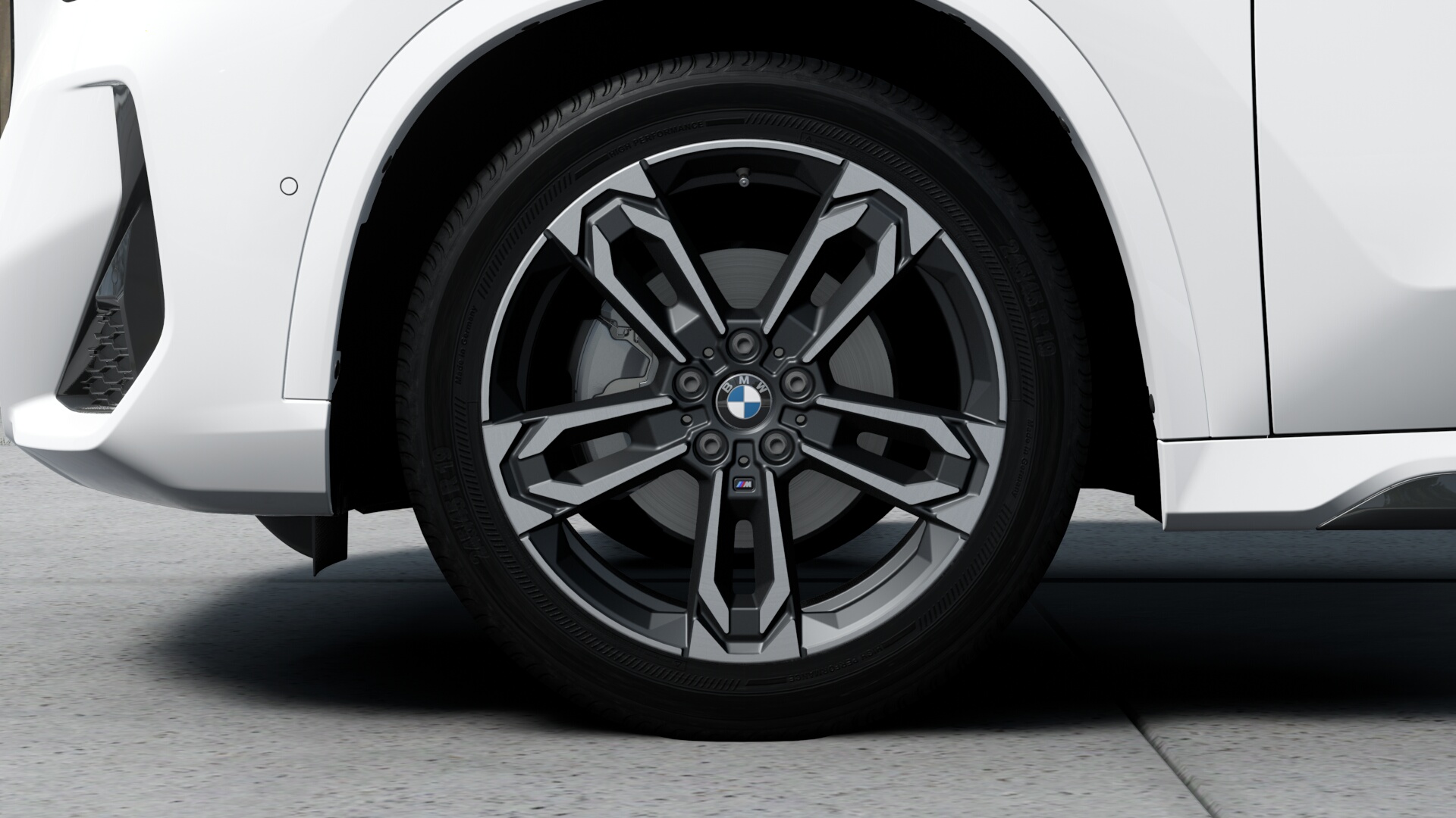 BMW X1 sDrive18d Edition Shadowの画像2